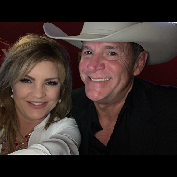 Meet your Posher, Kristin - Picture 1 of 1